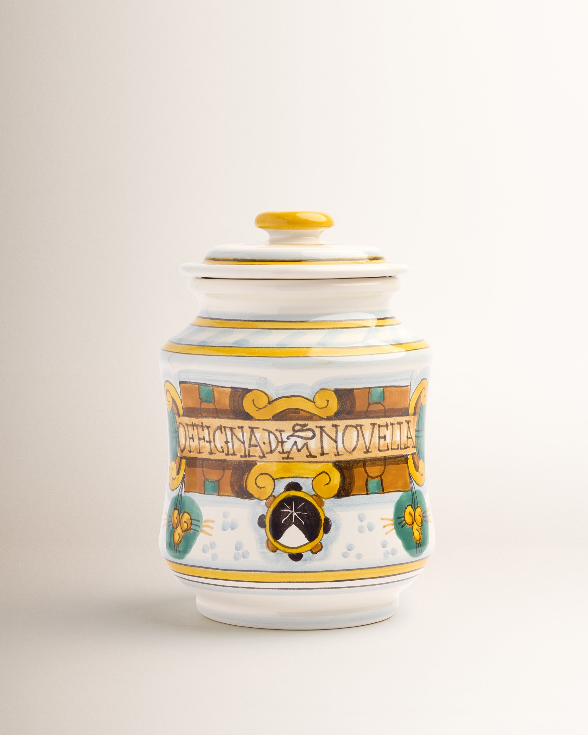 Pot Pourri in Hand-painted Vase
