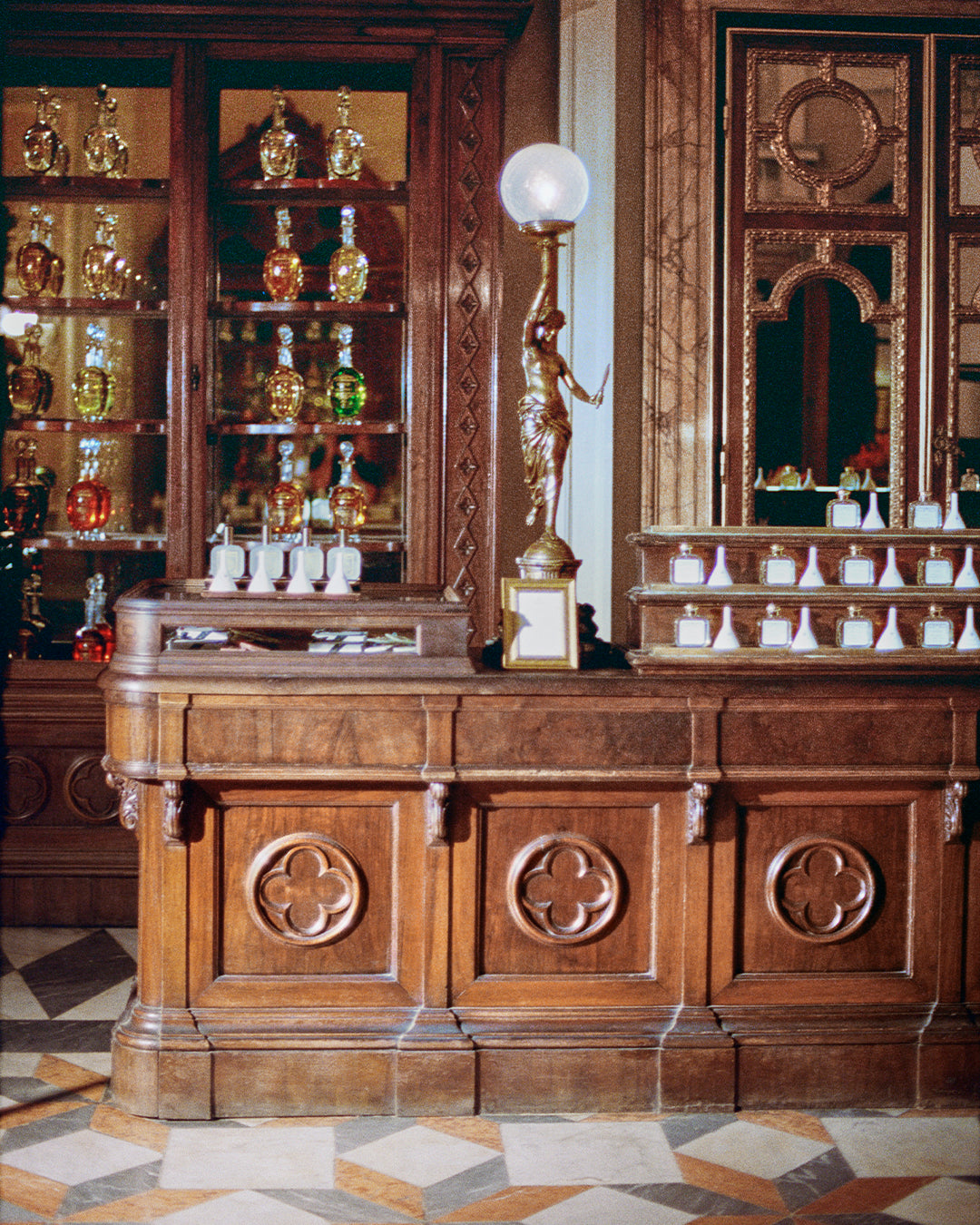 Officina Profumo Farmaceutica Santa Maria Novella - Since 1221